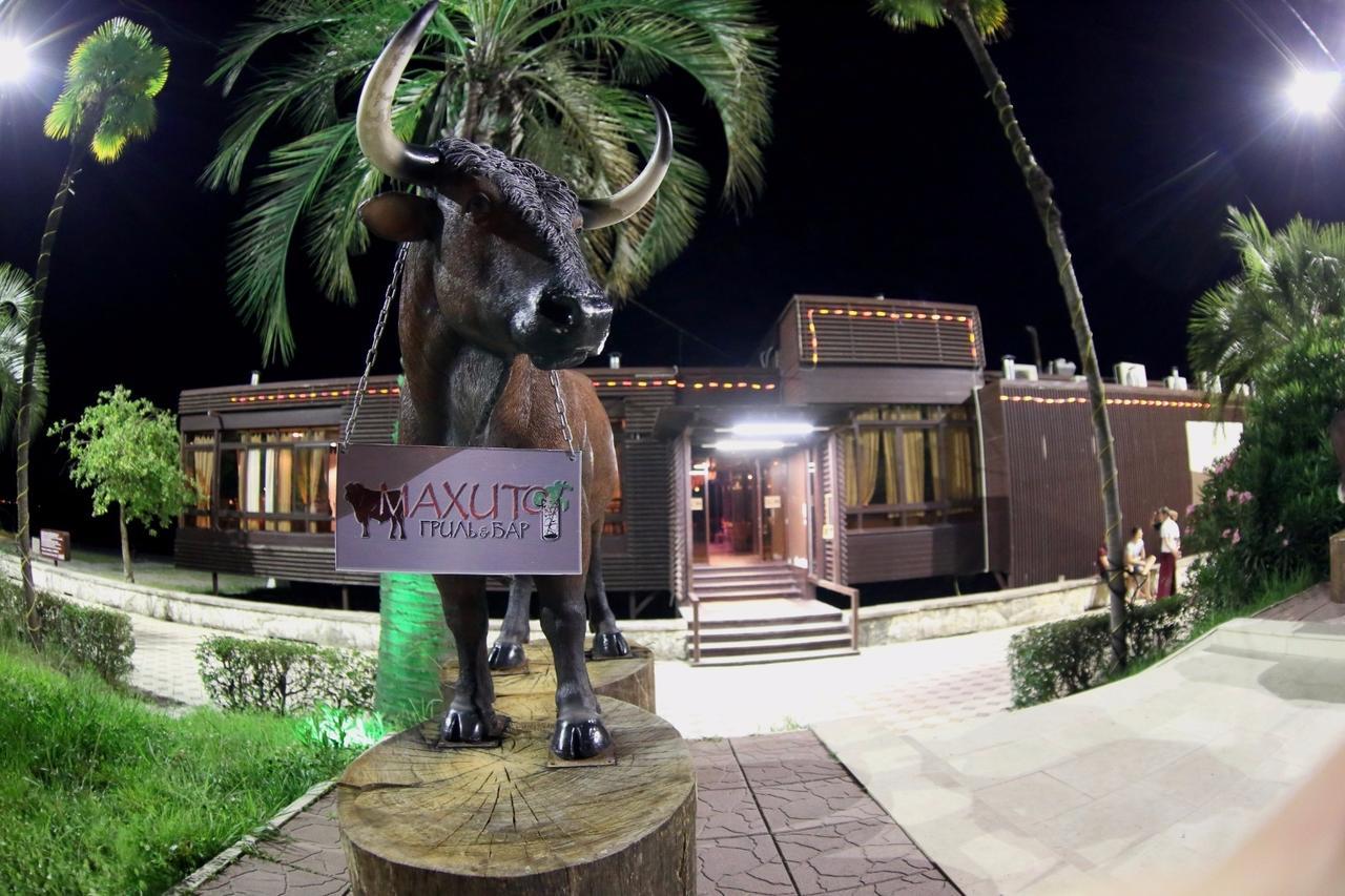 Hotel Continent Gagra Exterior foto