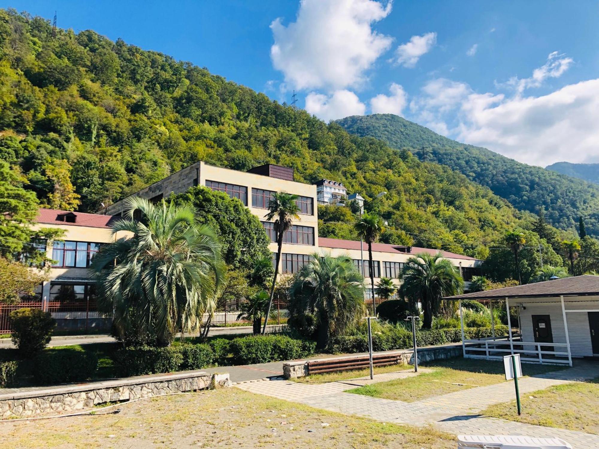 Hotel Continent Gagra Exterior foto